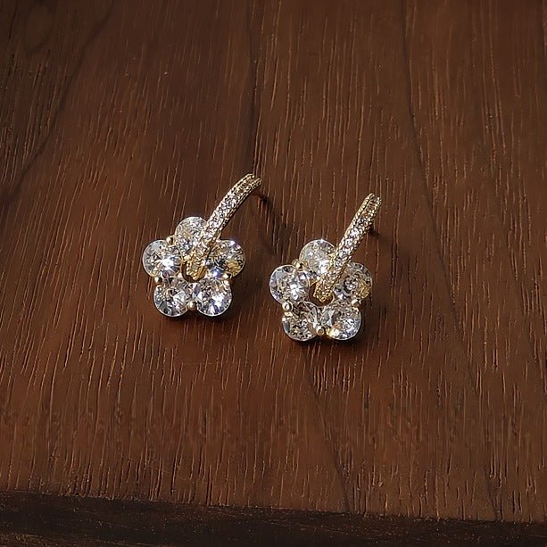 14K Forgyldt 925 Sterling Sølv Sølvnål Glimtende Blomsterøreringe - Lilla Villa