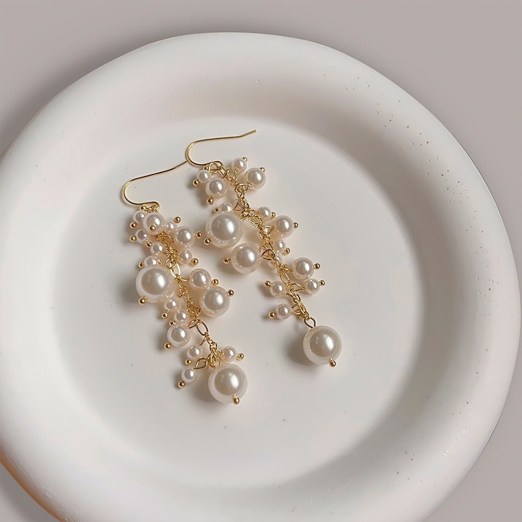 14K Forgyldt Lange Øreringe med Højglans Perler – Elegant Håndlavet Design i Vintage Stil - Lilla Villa