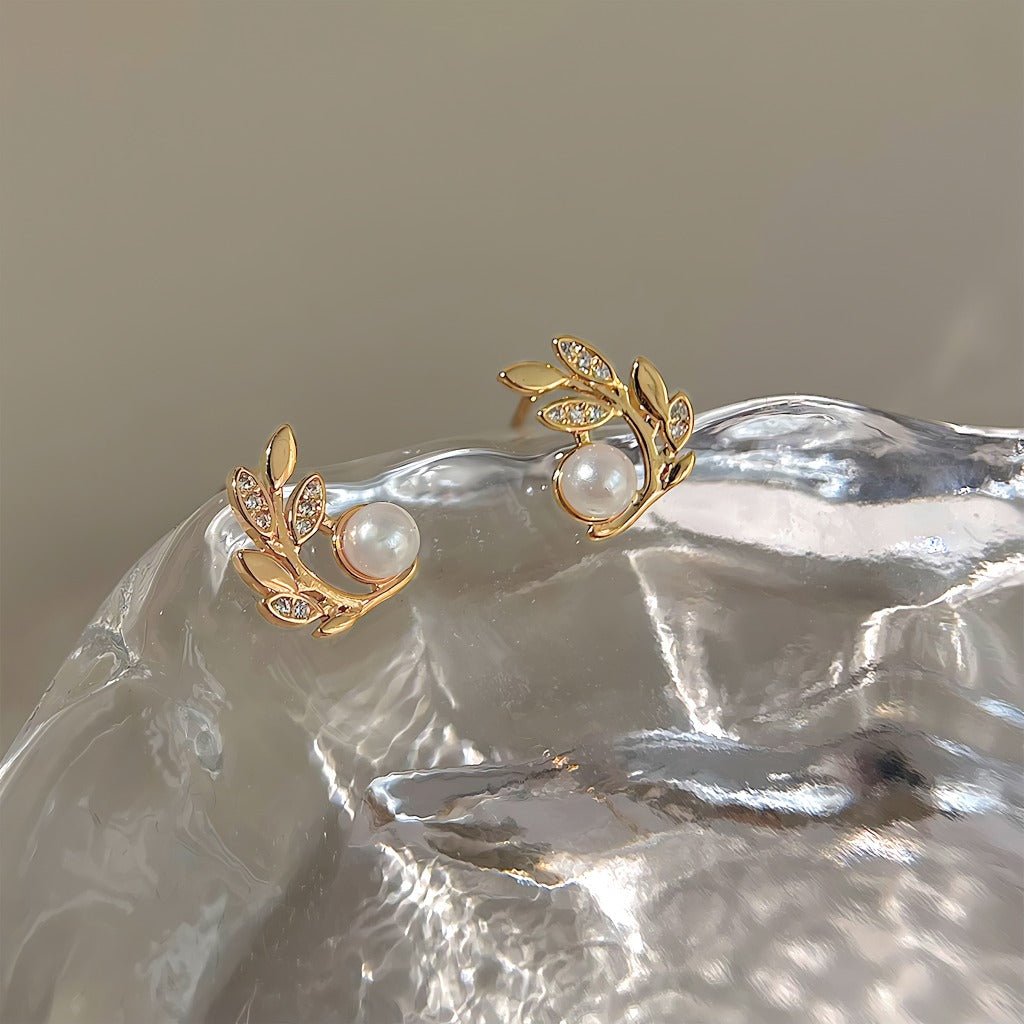 14K Forgyldte 925 Sterling Sølv Nåle Blad & Perle Øreringe – Elegance og Klassisk Skønhed - Lilla Villa