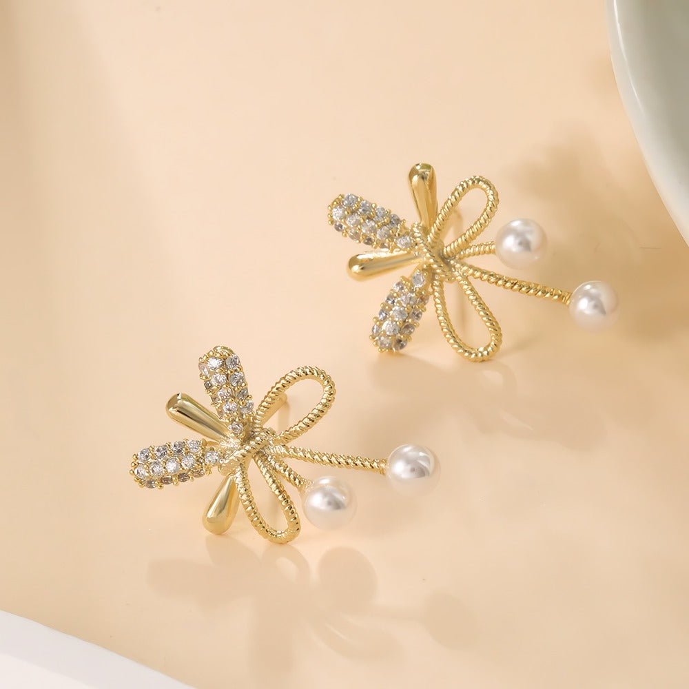 14K Forgyldte 925 sterling sølv nåle Elegant Blomsterformede Øreringe med Højglansperler - Lilla Villa