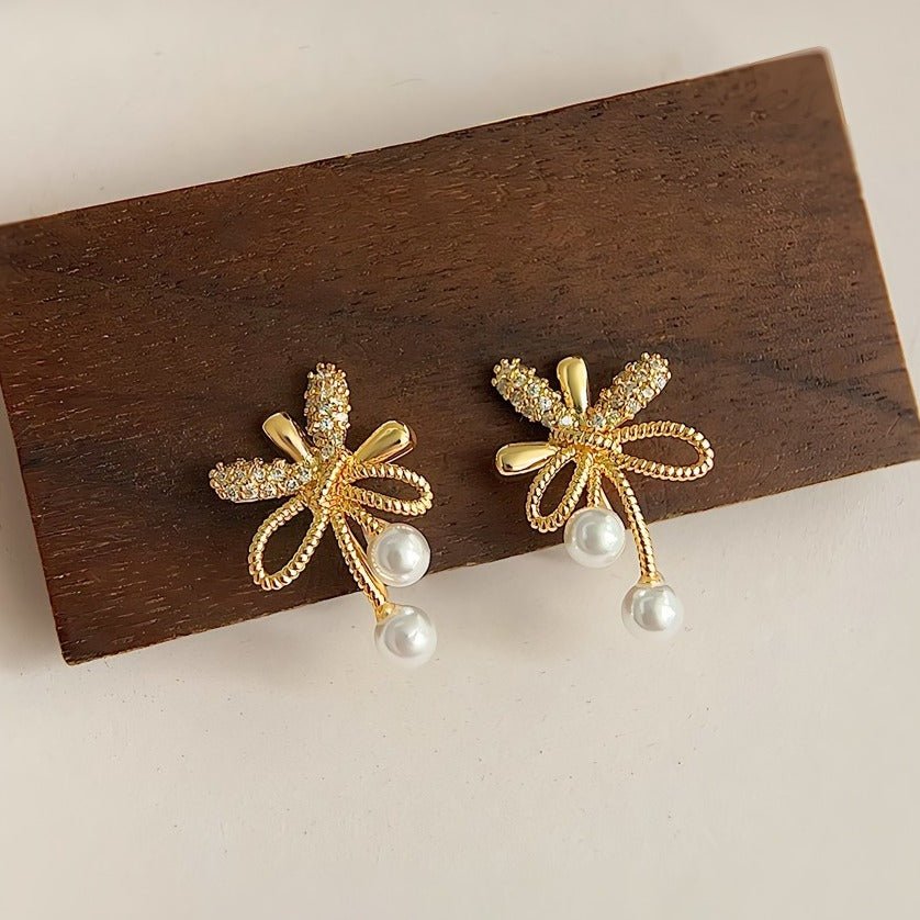 14K Forgyldte 925 sterling sølv nåle Elegant Blomsterformede Øreringe med Højglansperler - Lilla Villa