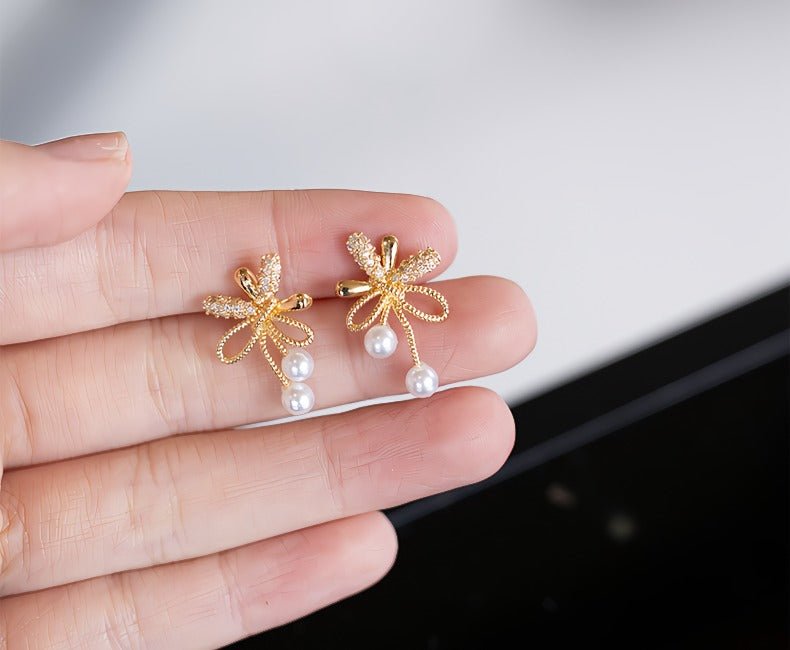 14K Forgyldte 925 sterling sølv nåle Elegant Blomsterformede Øreringe med Højglansperler - Lilla Villa