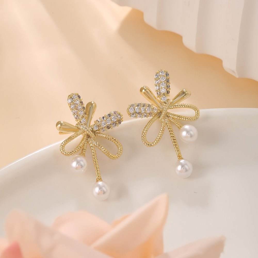 14K Forgyldte 925 sterling sølv nåle Elegant Blomsterformede Øreringe med Højglansperler - Lilla Villa