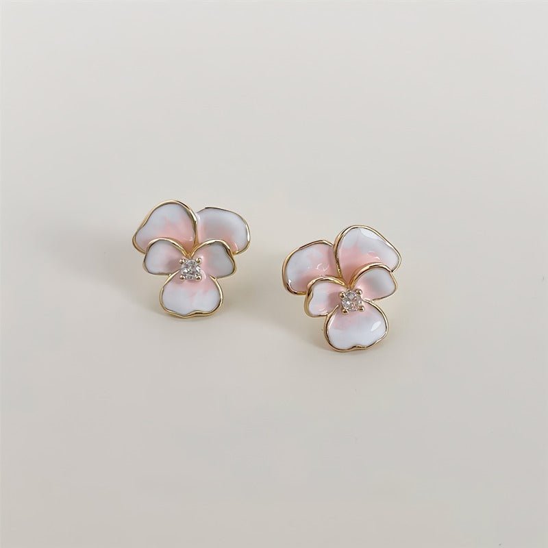 14K Forgyldte 925 Sterling Sølv Nåle Iris Blomster Øreringe med Gradueret Emalje – Elegant og Unikt Design - Lilla Villa
