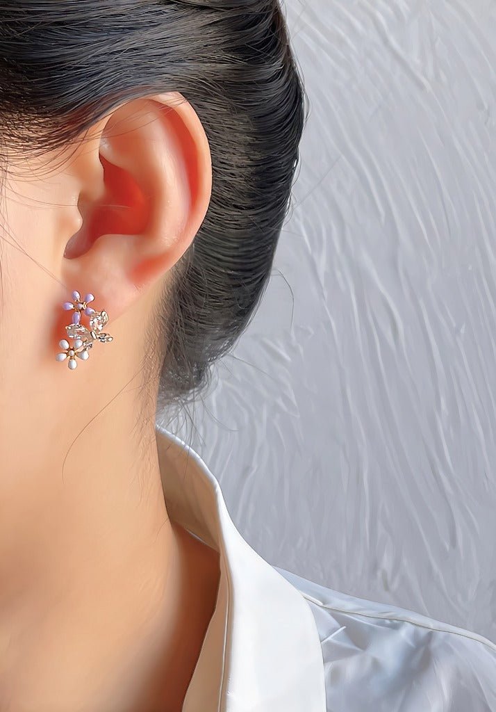 14K Forgyldte 925 Sterling Sølv Nåle Sommerfugl & Blomster Øreringe – Delikat & Feminint Design - Lilla Villa