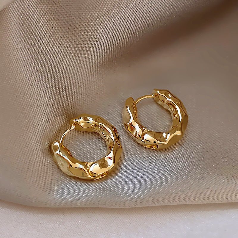 14k guldbelagt elegante unikke tekstur øreringe - Lilla Villa