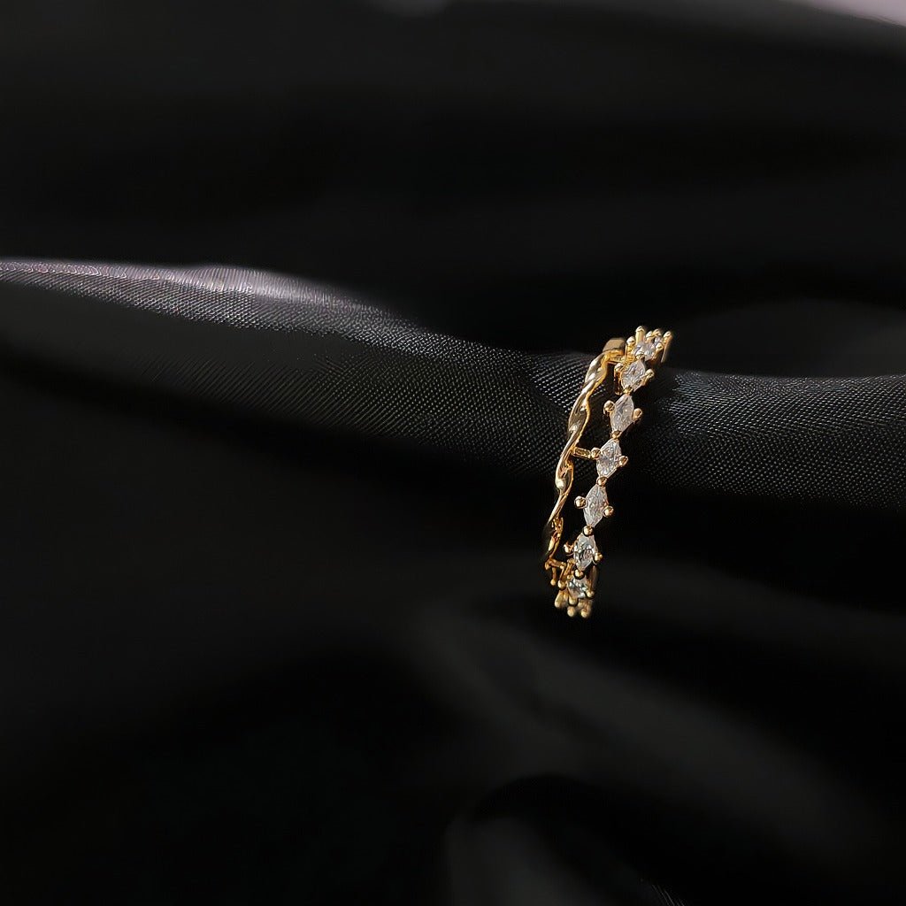 14K Guldbelagt Justerbar Flettet Ring med Zirkonia - Sten - Lilla Villa