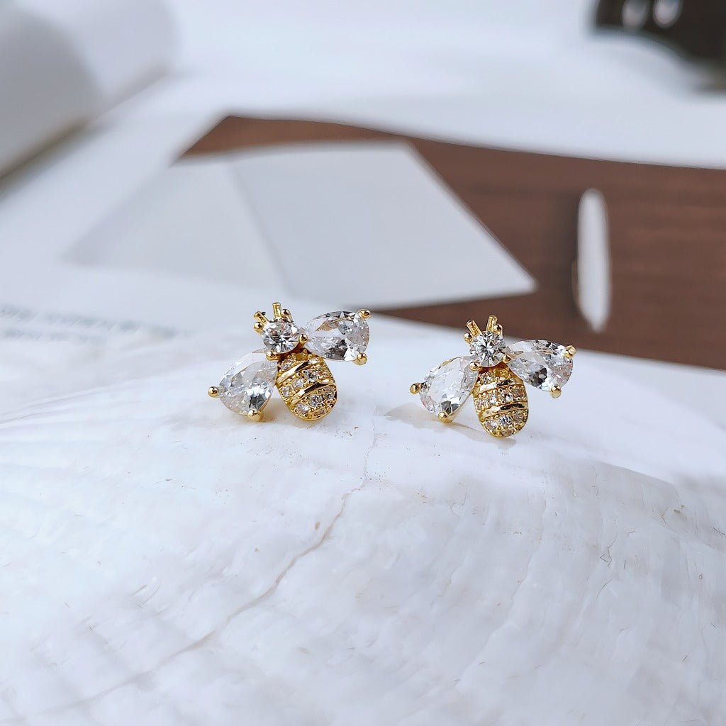 14K Guldbelagte 925 Sterling Sølv Nål Bier Øreringe med Zirkonsten – Elegant & Funklende Design - Lilla Villa