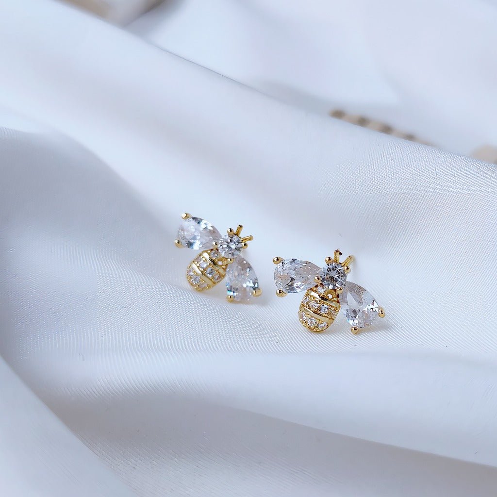 14K Guldbelagte 925 Sterling Sølv Nål Bier Øreringe med Zirkonsten – Elegant & Funklende Design - Lilla Villa