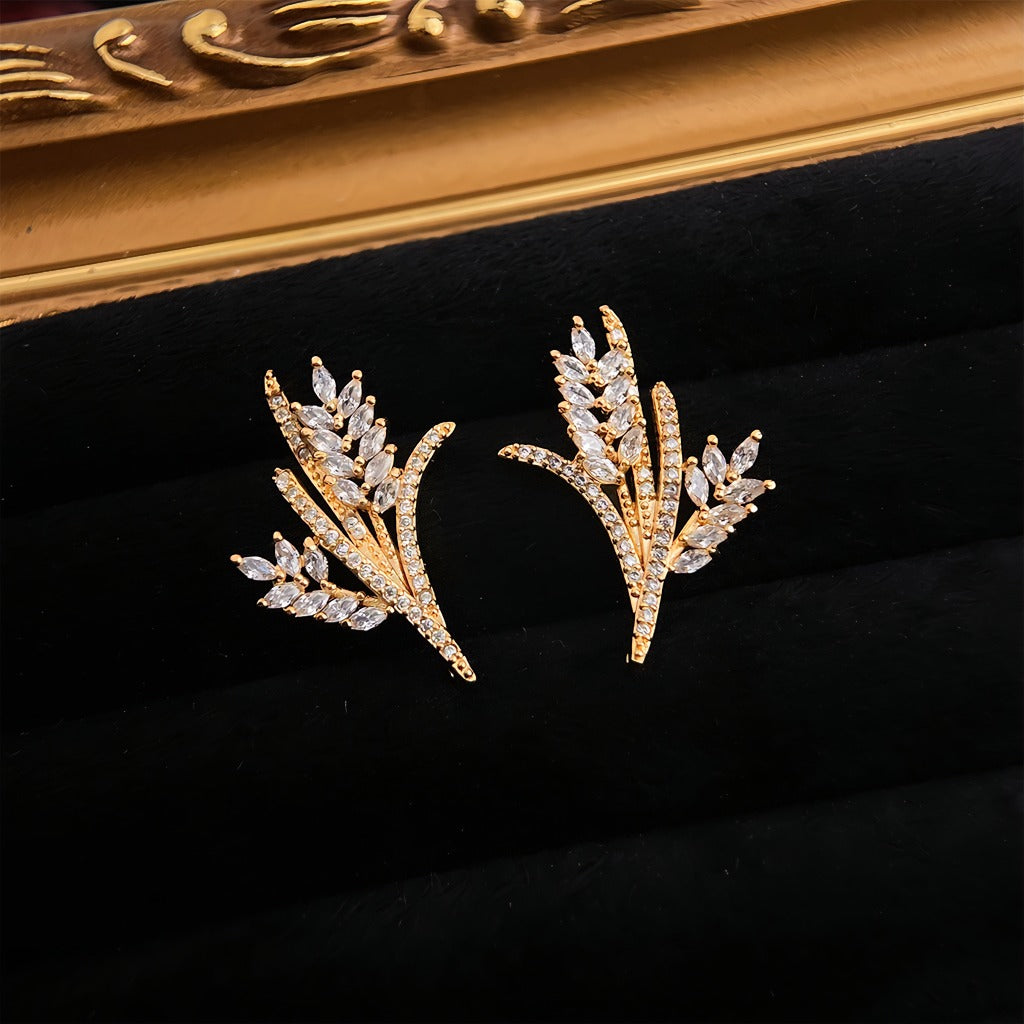 18K Forgyldt Øreringe med Zirkonia i Vintage Hvede/Blad Design – Elegant & Kunstnerisk
