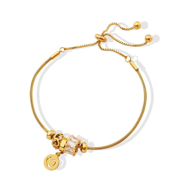 18K Forgyldt Titaniumstål Armbånd med Justerbar Lås og Zirkonia – Elegant og Moderne Design - Lilla Villa