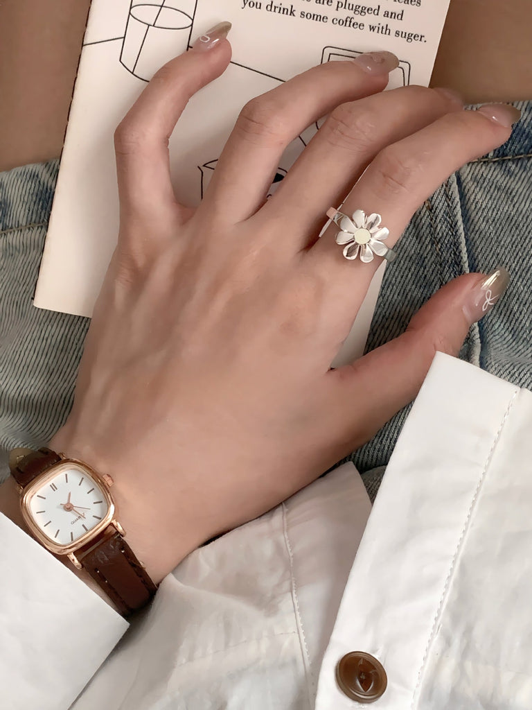 925 Sølv Marguerit Ring – Romantisk og Tidløst Design - Lilla Villa