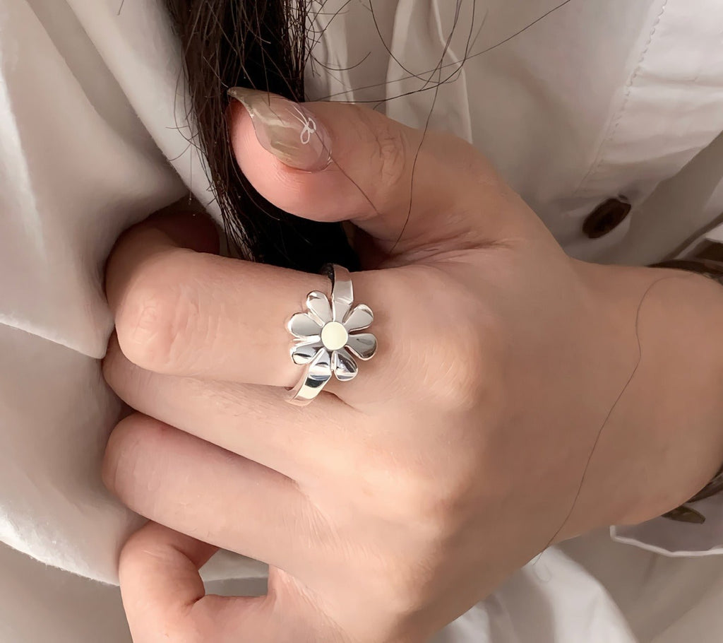 925 Sølv Marguerit Ring – Romantisk og Tidløst Design - Lilla Villa