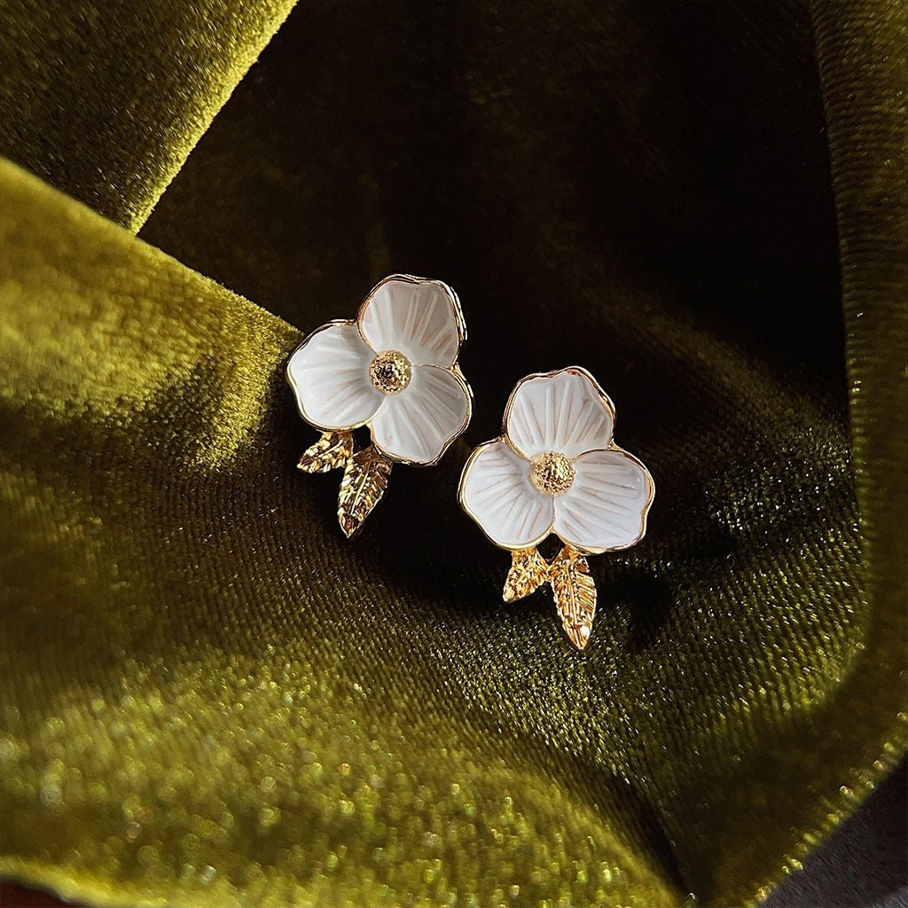 925 sølv nål 14K forgyldt friske hvide camellia øreringe - Lilla Villa