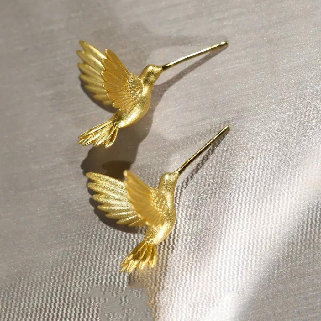 925 sølv nål mat 14k guldbelagt kolibri øreringe - Lilla Villa