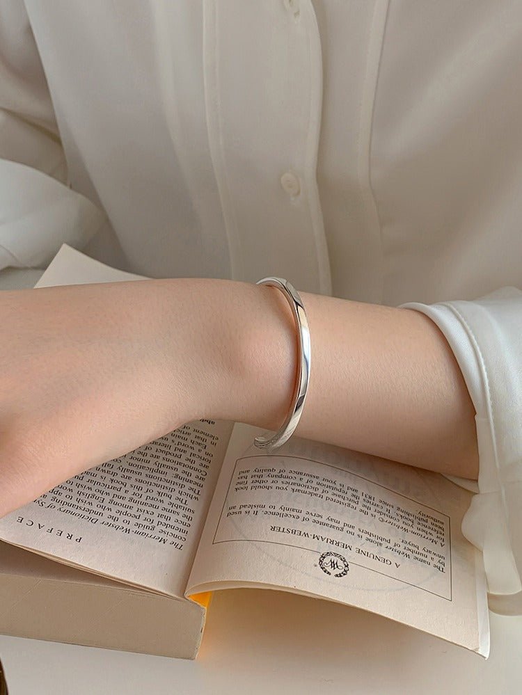 925 Sterling Sølv Åben Armbånd med Poleret Finish – Enkel og Elegant Design - Lilla Villa