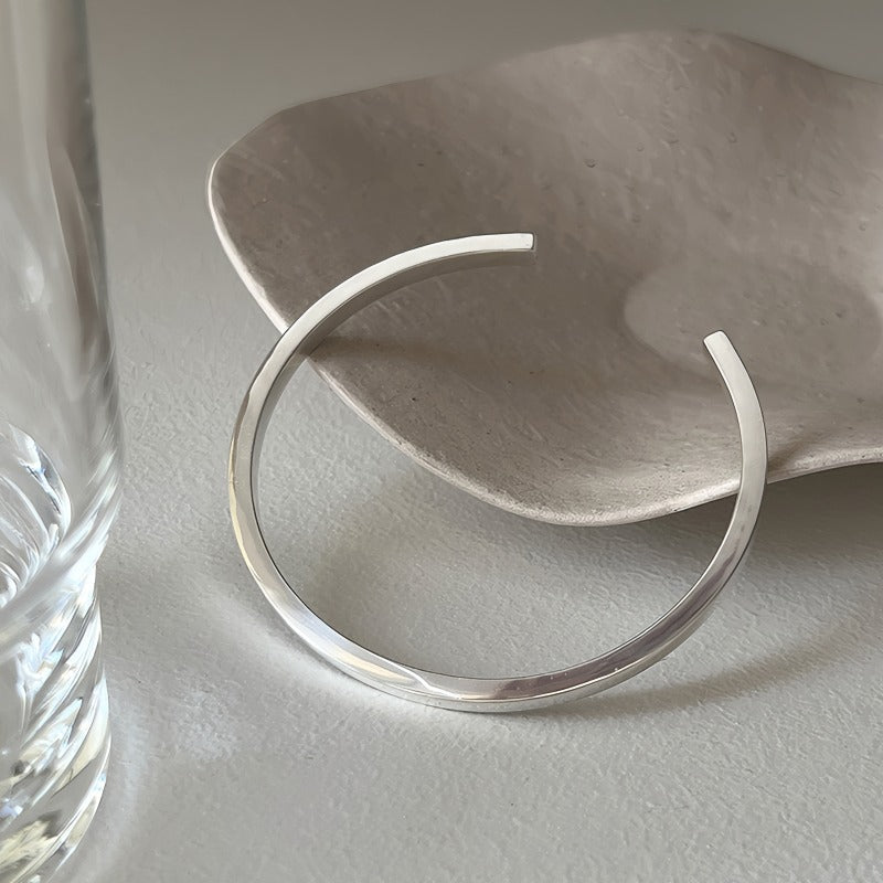 925 Sterling Sølv Åben Armbånd med Poleret Finish – Enkel og Elegant Design - Lilla Villa