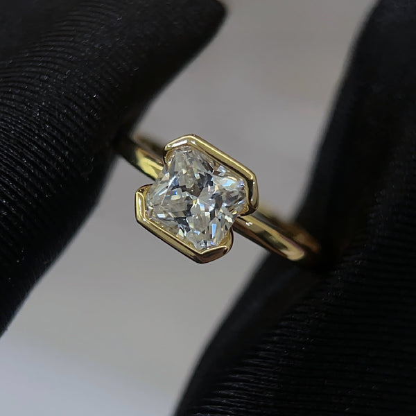 925 Sterling Sølv Åben Ring med 14K Forgyldning og Firkantet Zirkonia - Lilla Villa
