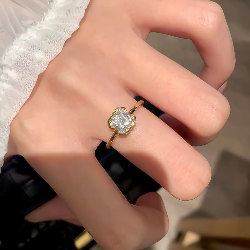925 Sterling Sølv Åben Ring med 14K Forgyldning og Firkantet Zirkonia - Lilla Villa