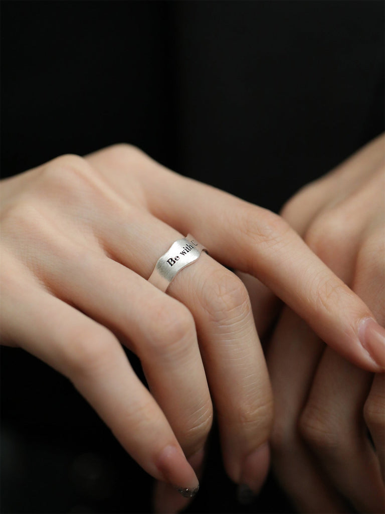 925 Sterling Sølv “Be With U” Bølgeformet Åben Ring – Justerbar & Elegant - Lilla Villa