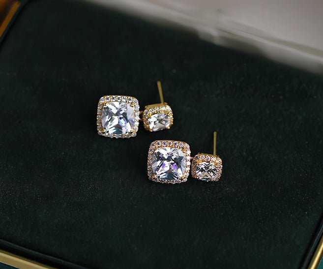 925 Sterling Sølv Nåle 14K Forgyldte Firkantede Geometriske Ørestikker med Mikropavé Zirkonia – Eksklusivt & Elegant Design - Lilla Villa