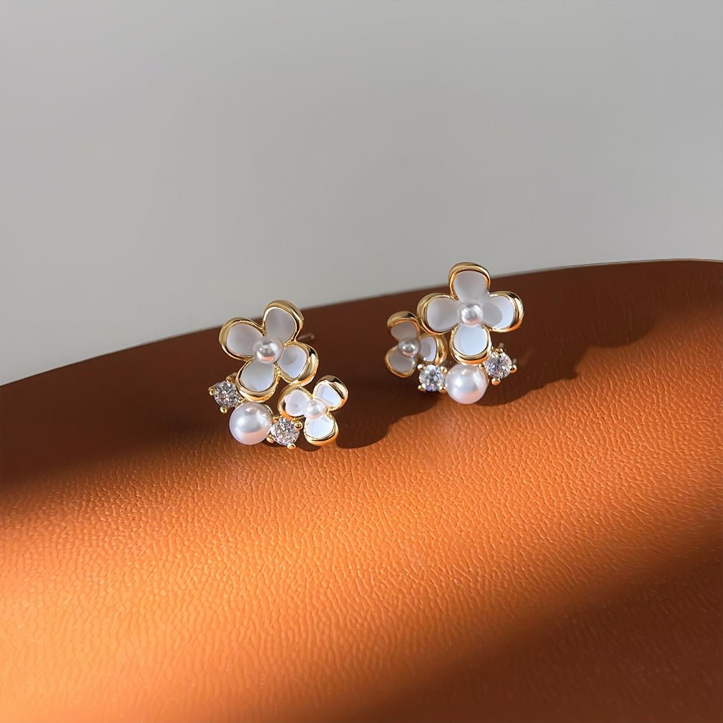 925 Sterling Sølv Nåle Forgyldte 14K Håndmalede Øreringe med Perler og Zirkonia – Elegant Osmandus Design - Lilla Villa