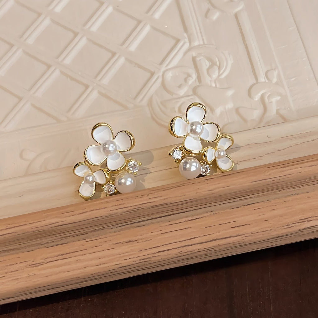 925 Sterling Sølv Nåle Forgyldte 14K Håndmalede Øreringe med Perler og Zirkonia – Elegant Osmandus Design - Lilla Villa