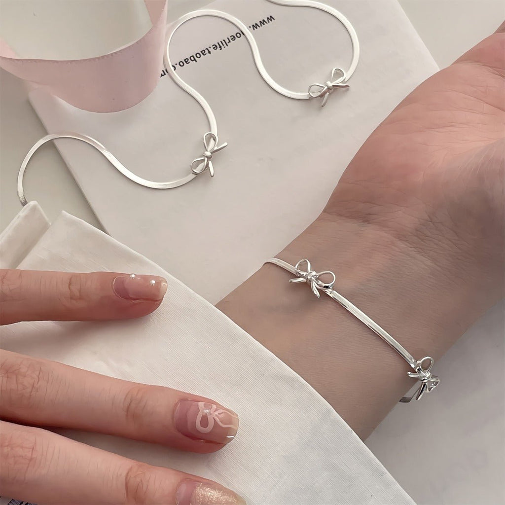 925 Sterling Sølv Sløjfe Armbånd – Elegant & Justerbart Design - Lilla Villa