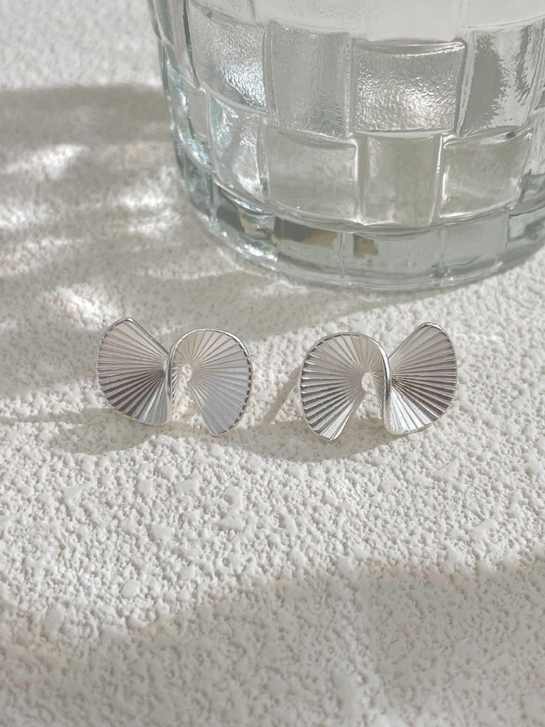 925 Sterling Sølv Spiralformede Statement Ørestikker – Minimalistisk og Moderne Design - Lilla Villa