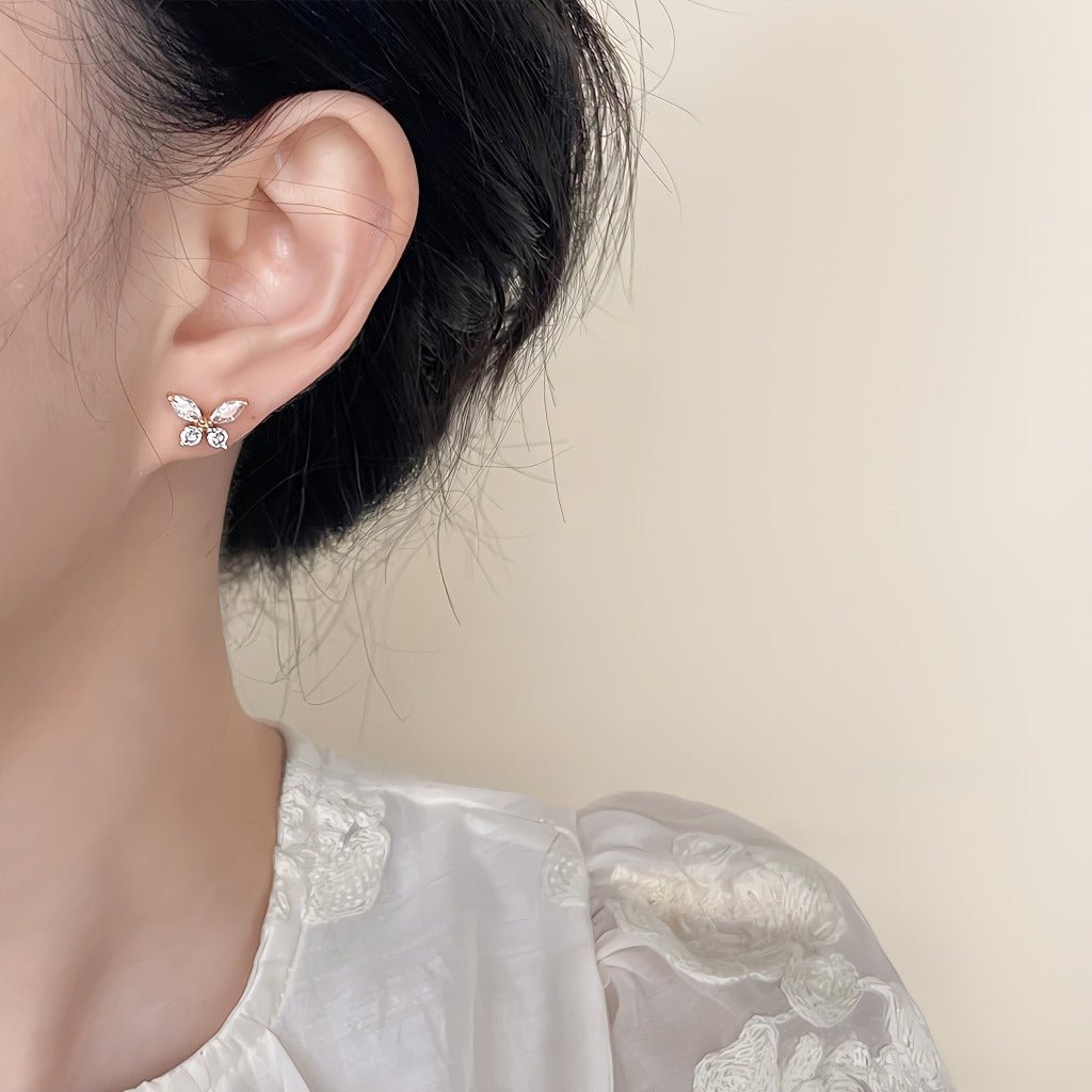 925 Sterling Sølvnål 14K Forgyldt Elegante Sommerfugle Øreringe Med Funklende Zirkonia - Lilla Villa
