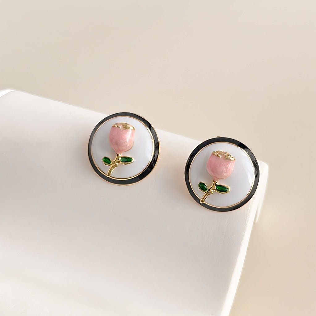 925 Sterling Sølvnål 14K Forgyldte Øreringe med Rosenblomst Detaljer – Vintage og Elegant Design - Lilla Villa