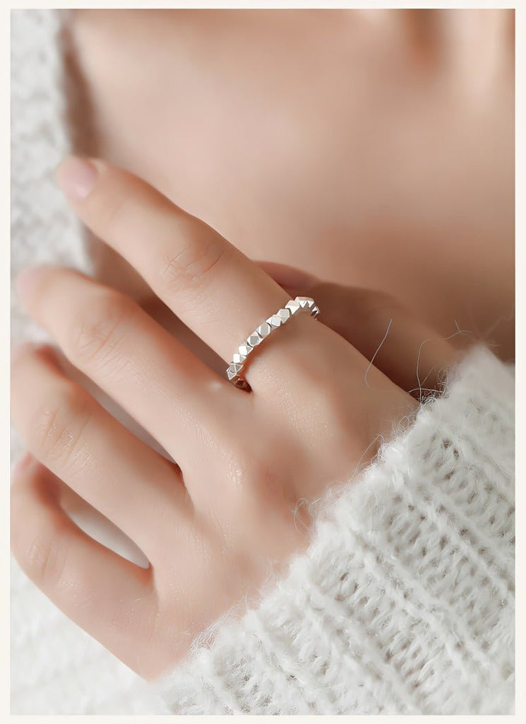 925 Sterlingsølv Facetslebet Geometrisk Justerbar Ring – Elegant og Enkel - Lilla Villa