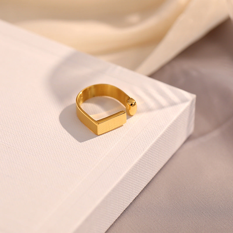 925 Sølv Forgyldt 14K Guld Geometrisk Justerbar Ring – Minimalistisk og Elegant Design