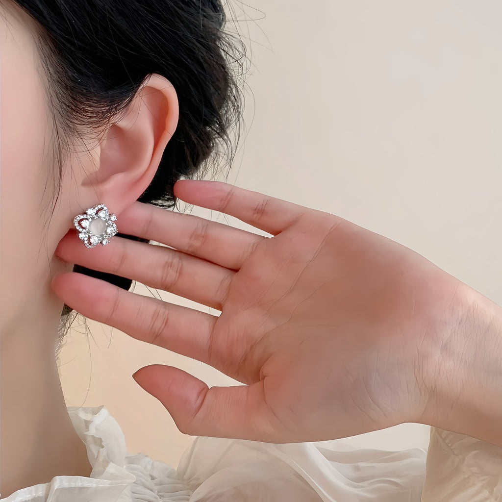925 Sølv Nål Vintage Øreringe i Hvidguld Belægning med Zirkonia & Resin – Elegant Blomsterdesign
