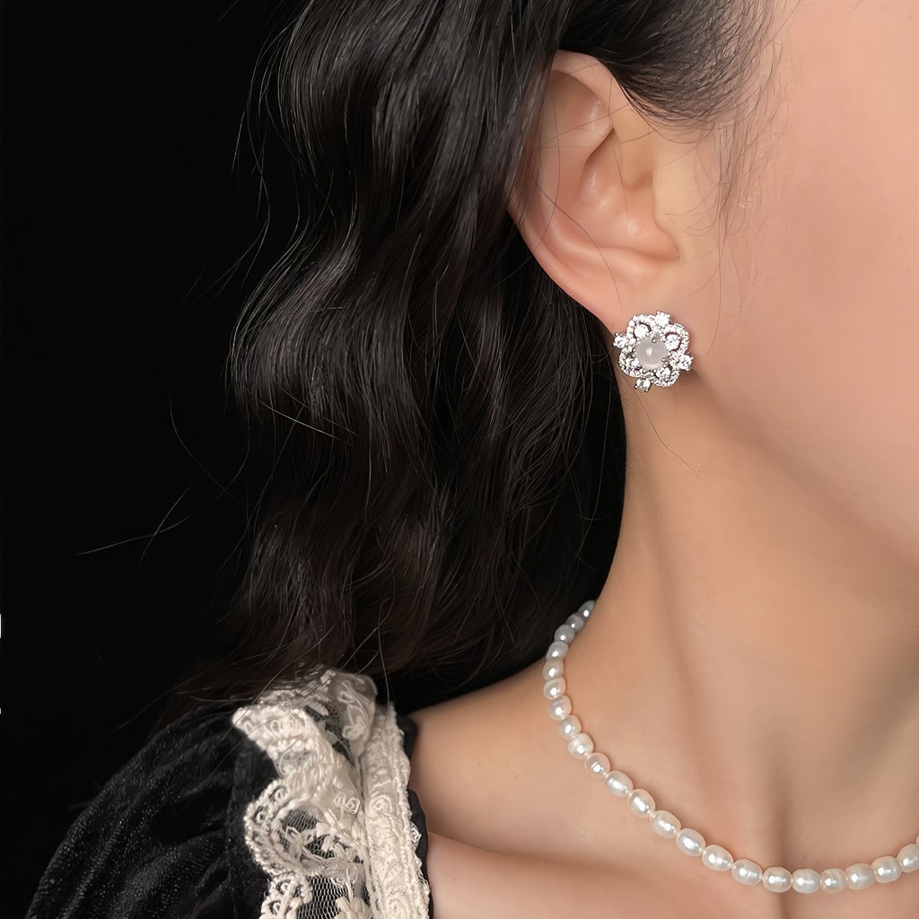 925 Sølv Nål Vintage Øreringe i Hvidguld Belægning med Zirkonia & Resin – Elegant Blomsterdesign