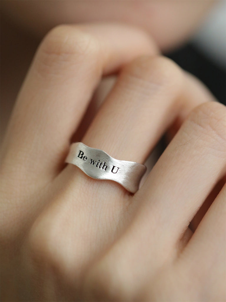 925 Sterling Sølv “Be With U” Bølgeformet Åben Ring – Justerbar & Elegant