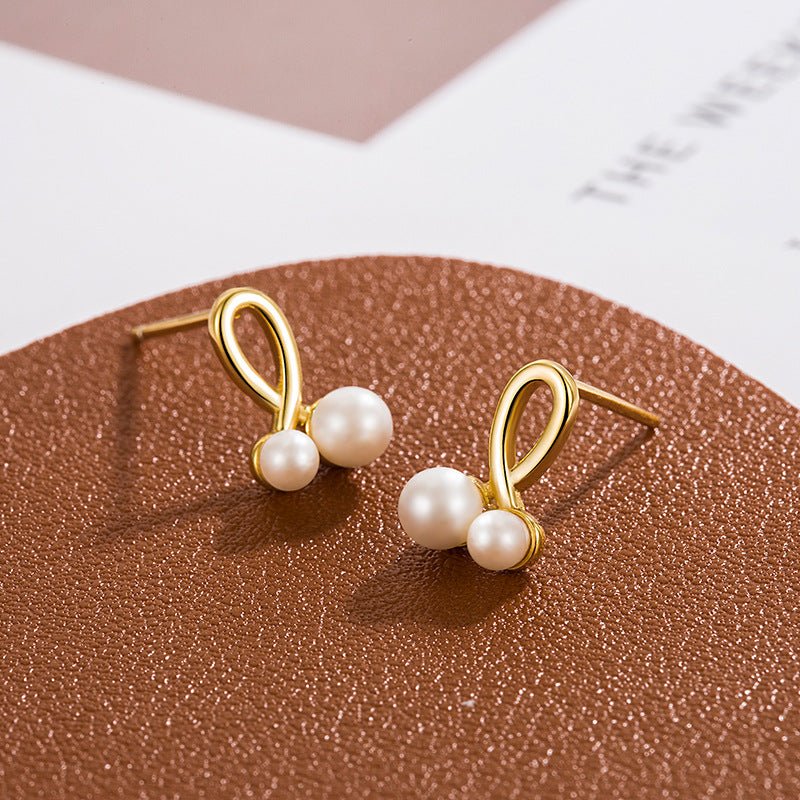 925S Sølvnåle Elegant 14K Forgyldt Perle Ørestikker - Klassisk Design med Tidløst Udtryk - Lilla Villa