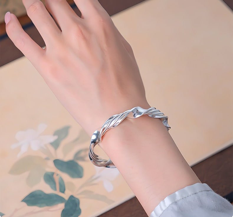 925S Sterlingsølv Armbånd med Elegant Snoet Design – Justerbart og Tidløst - Lilla Villa