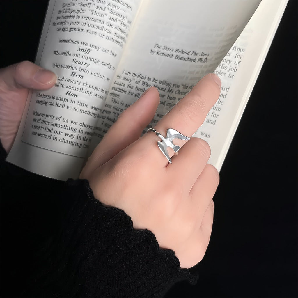 Flyvende Svale Ring – Justerbar & Forgyldt med S925 Sterling Sølv