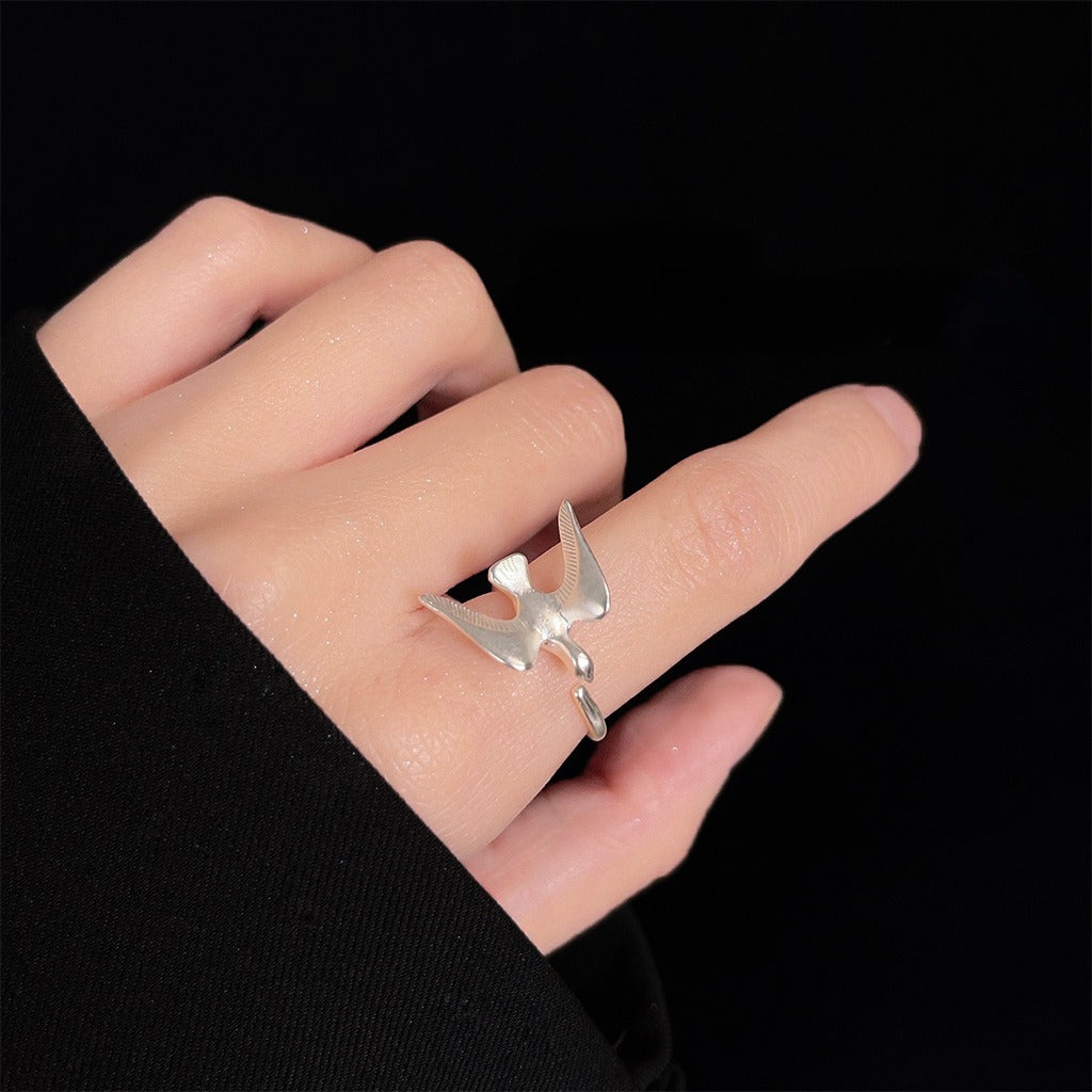 Flyvende Svale Ring – Justerbar & Forgyldt med S925 Sterling Sølv