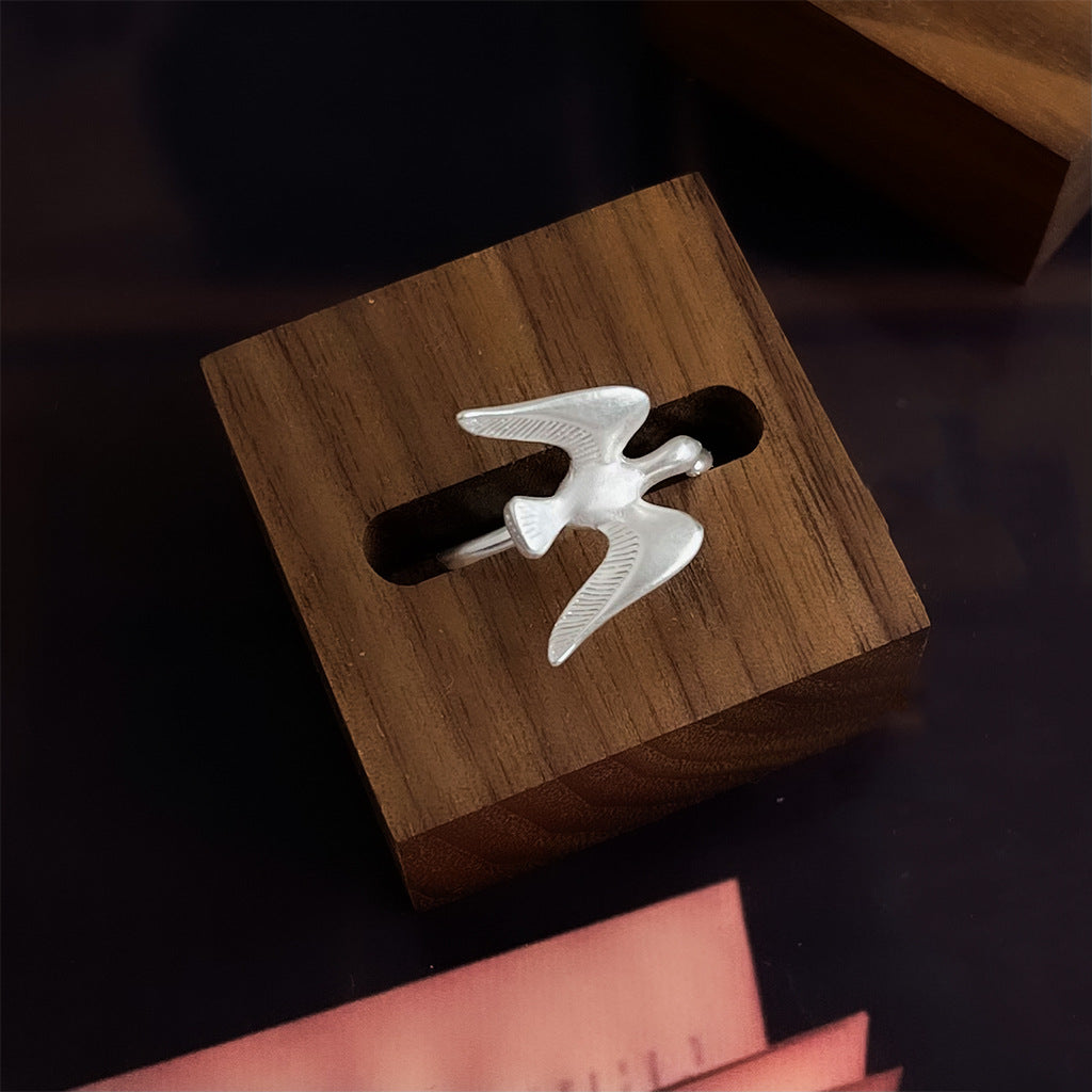 Flyvende Svale Ring – Justerbar & Forgyldt med S925 Sterling Sølv