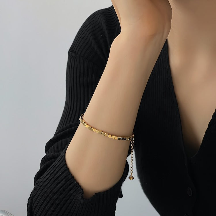 Geometrisk Firkantet Armbånd i 18K Forgyldt Rustfrit Stål – Minimalistisk Design