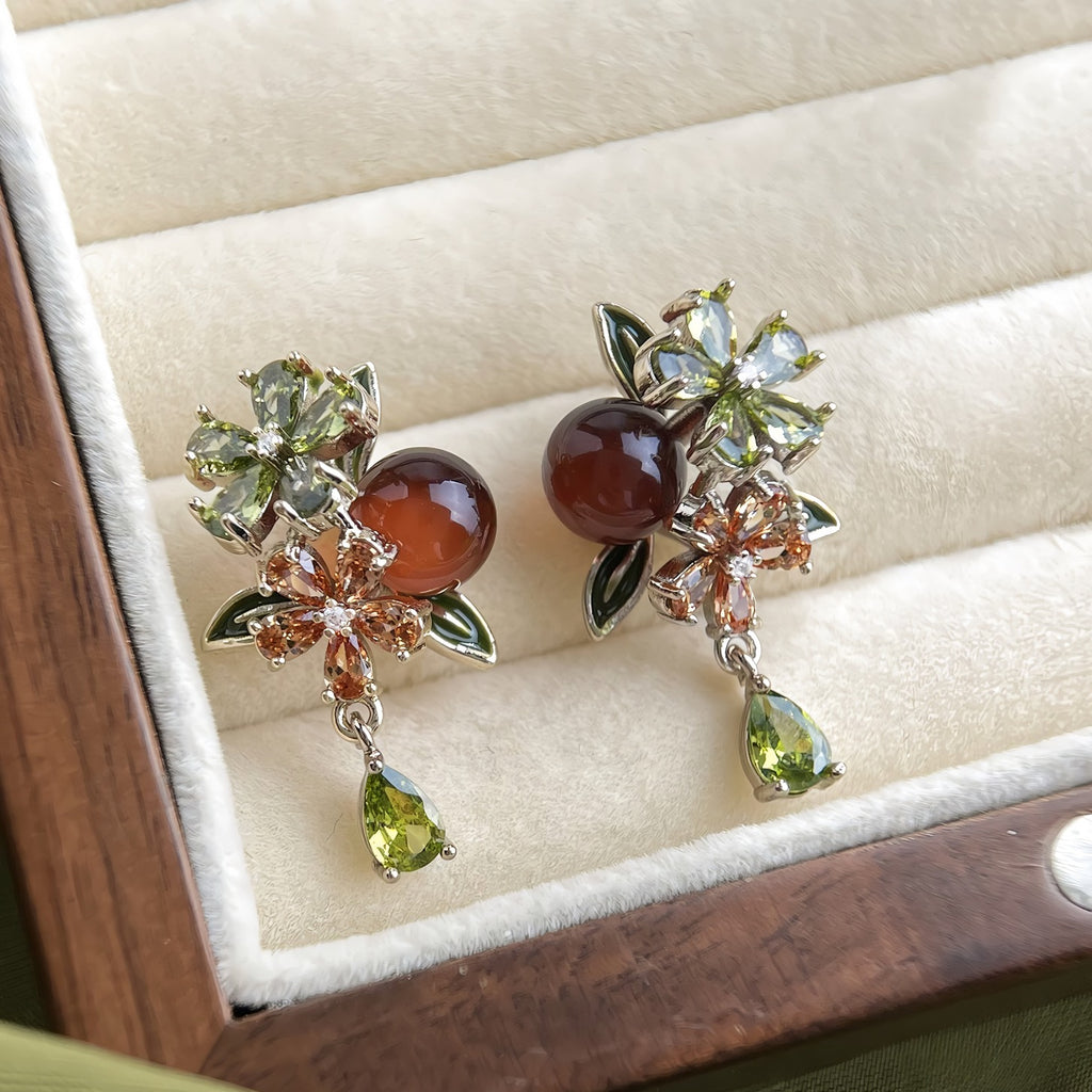 Kakiblomst Øreringe – Vintage Blomsterdesign med 14K Forgyldt & 925 Sølv Nål