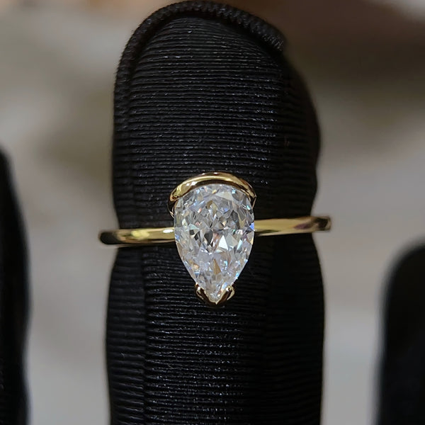 Tåreformet Zirkonia Ring i 925 Sterling Sølv med 14K Forgyldning