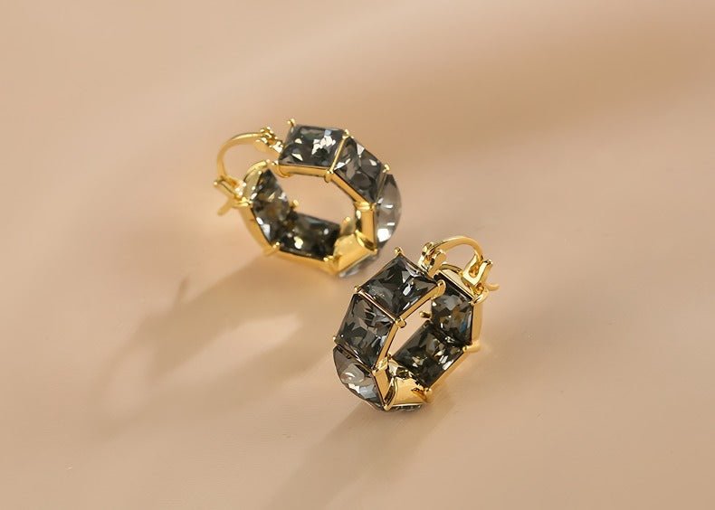 Elegant 14K Forgyldte Øreringe med Glas Zirkonia – Sekskantet Design - Lilla Villa