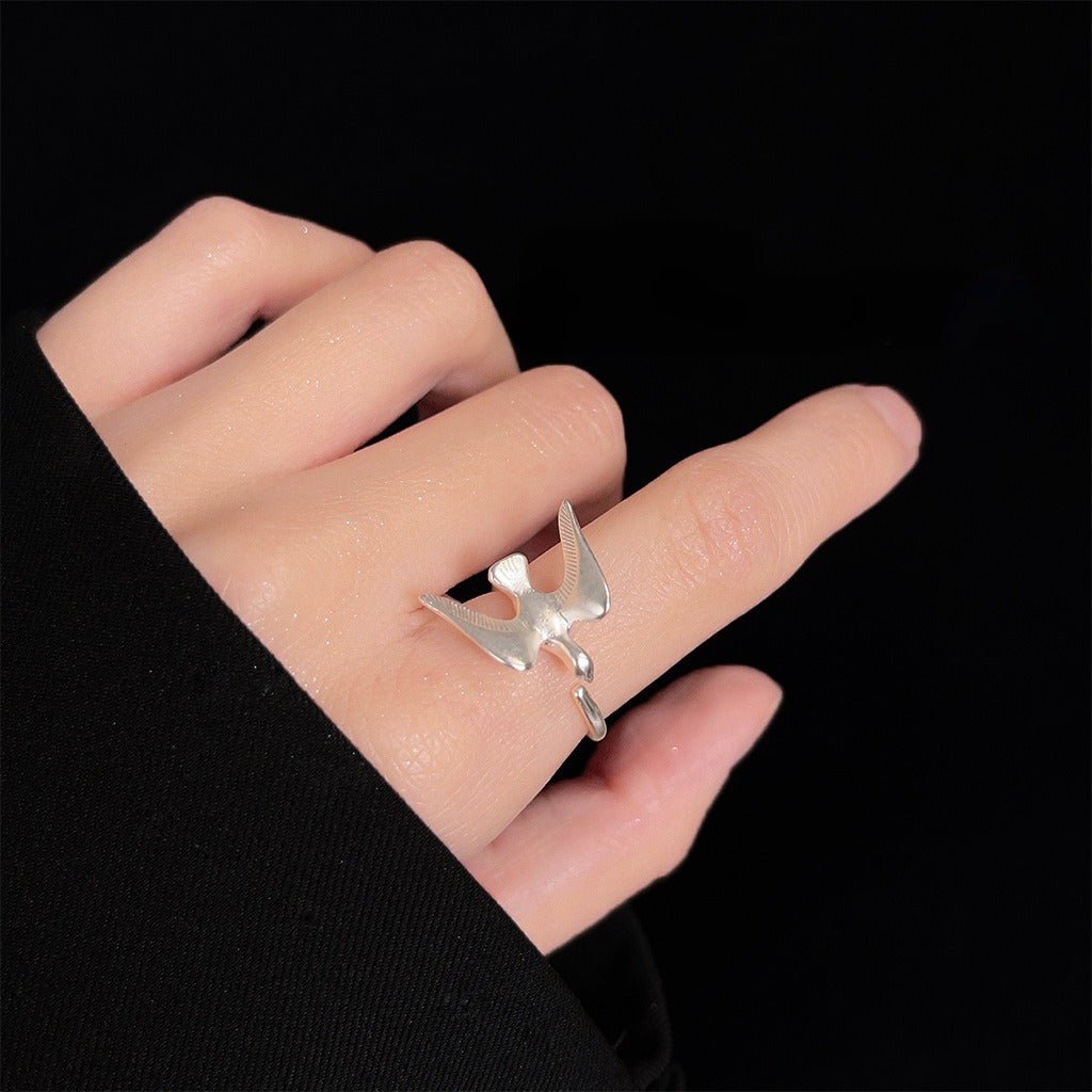 Flyvende Svale Ring – Justerbar & Forgyldt med S925 Sterling Sølv - Lilla Villa