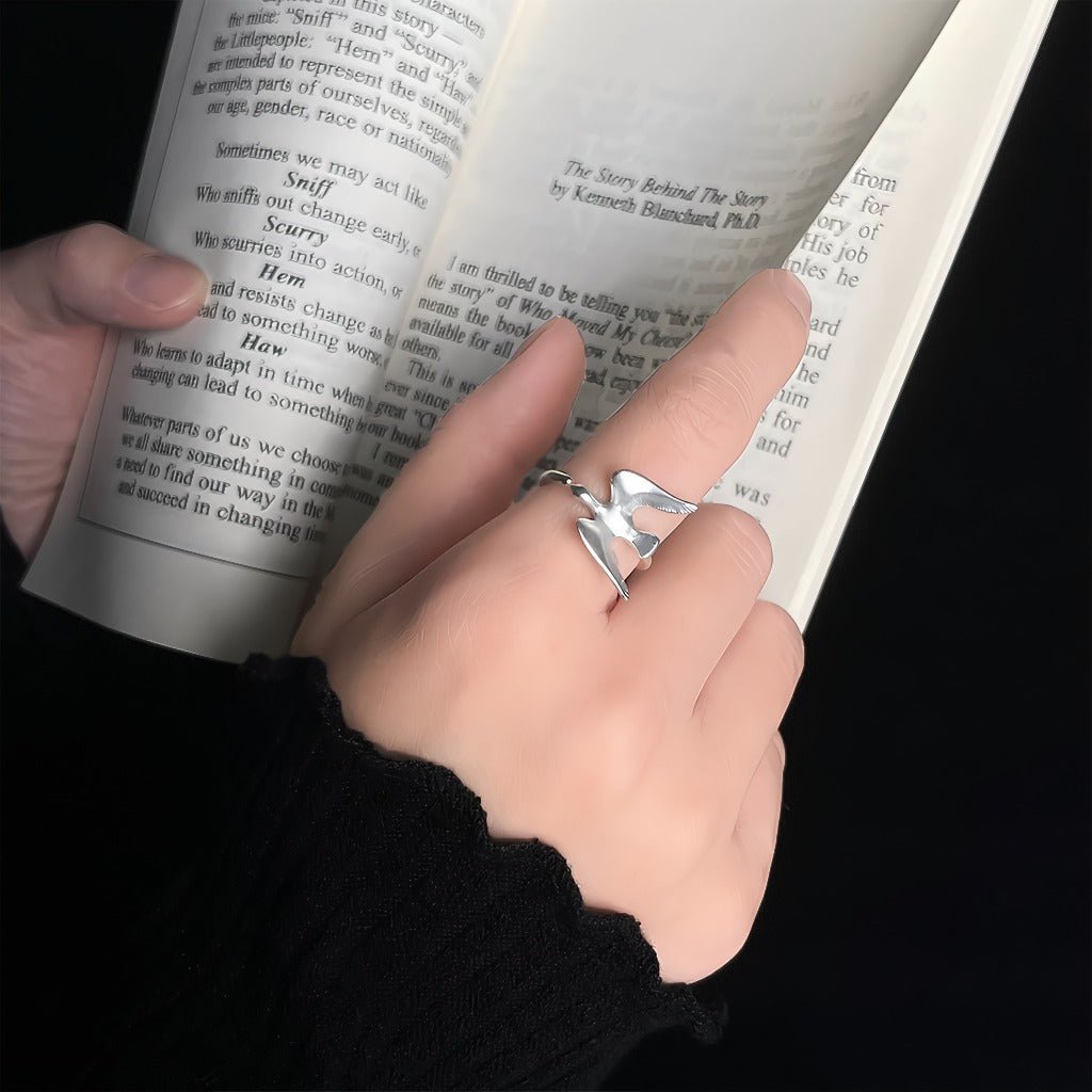 Flyvende Svale Ring – Justerbar & Forgyldt med S925 Sterling Sølv - Lilla Villa