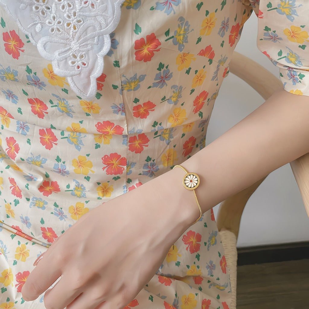Fransk 18k guldbelagt vintage tusindfryd armbånd - Lilla Villa