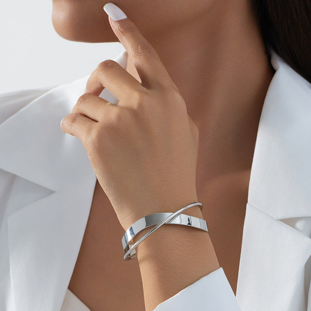 Hvidguldbelægning Titaniumstål Håndlavet Justerbar Armbånd – Moderne og Elegant Design - Lilla Villa