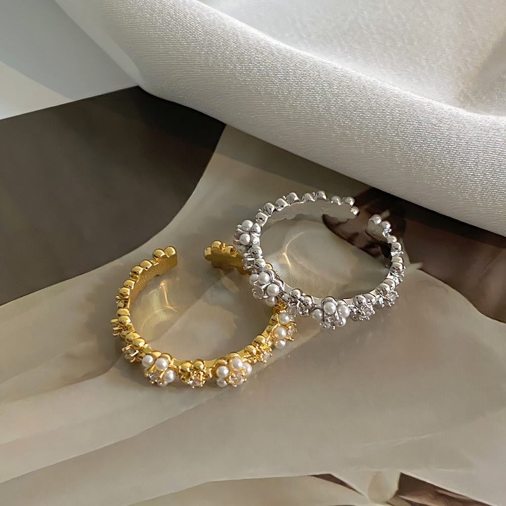 Justerbar Ring i Hvidguld Belægning med Perler og Zirkonia – Elegant og Romantisk Design - Lilla Villa